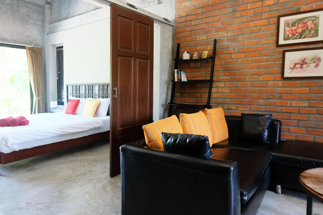 Aonang Third Place Hometel Ao Nang Екстер'єр фото