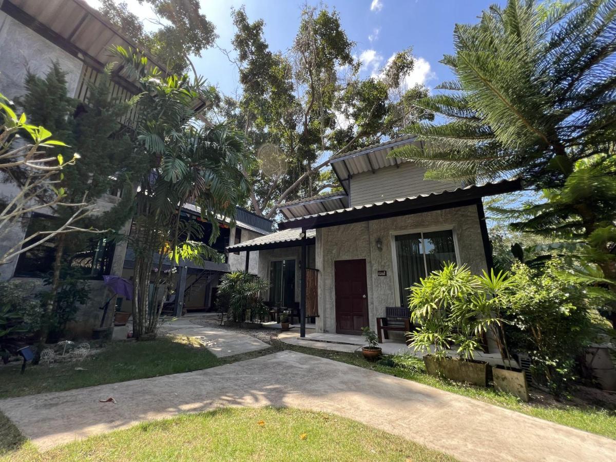 Aonang Third Place Hometel Ao Nang Екстер'єр фото