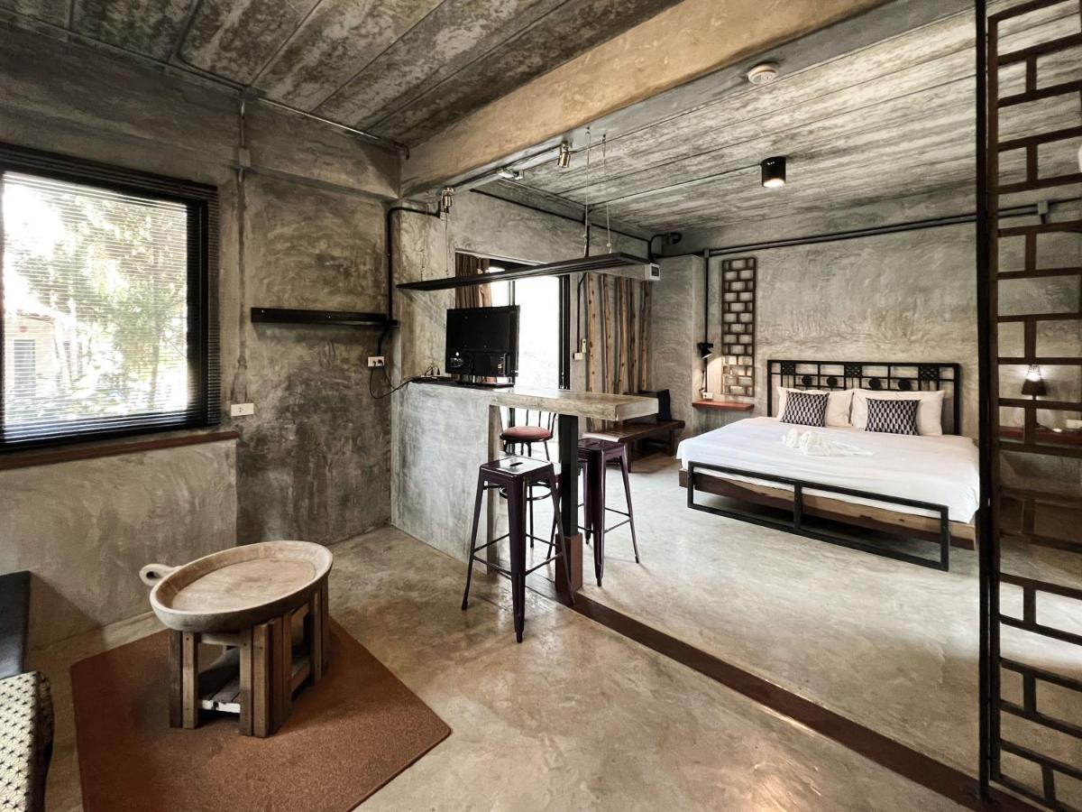 Aonang Third Place Hometel Ao Nang Екстер'єр фото