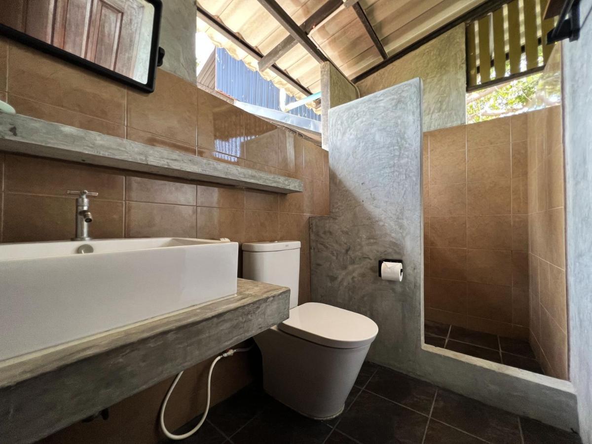 Aonang Third Place Hometel Ao Nang Екстер'єр фото