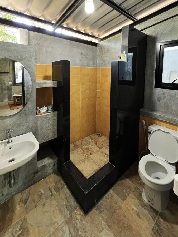 Aonang Third Place Hometel Ao Nang Екстер'єр фото