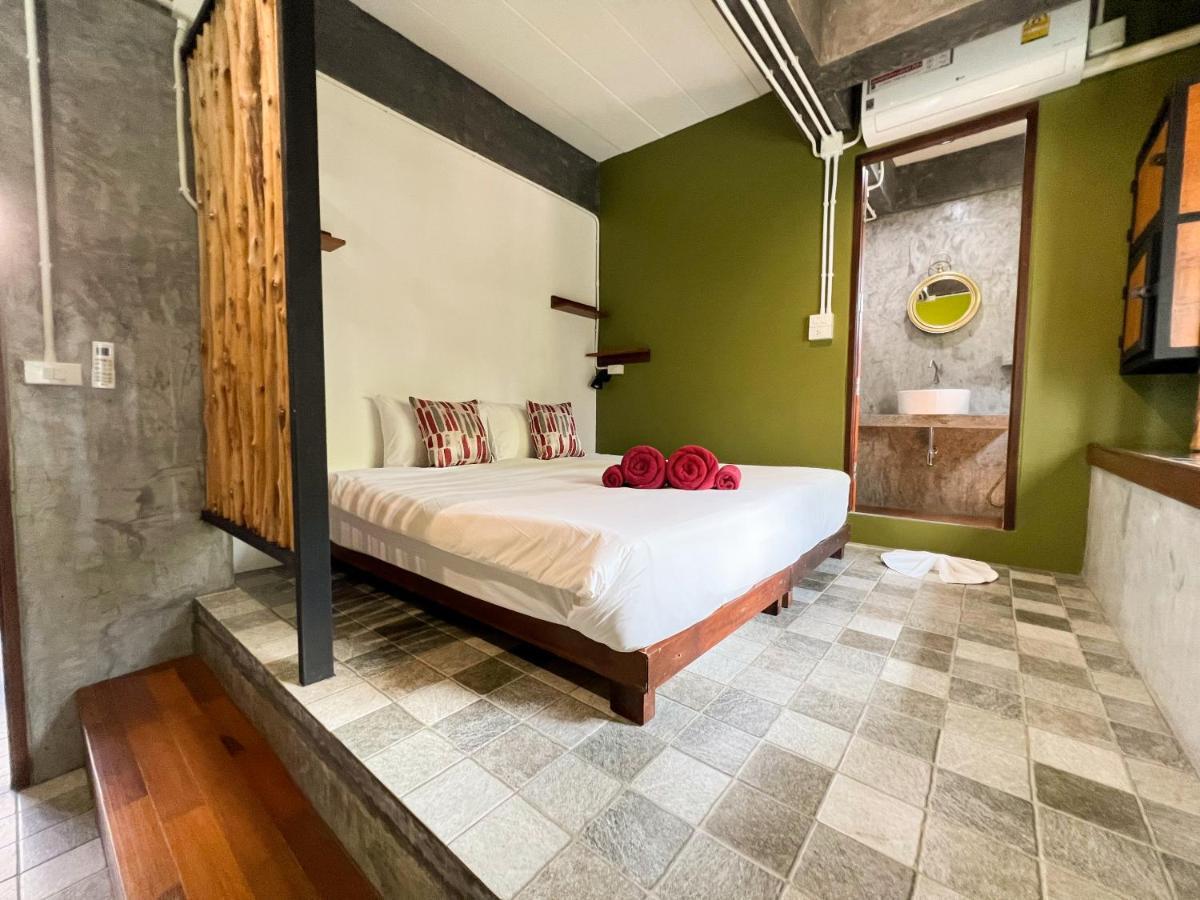 Aonang Third Place Hometel Ao Nang Екстер'єр фото
