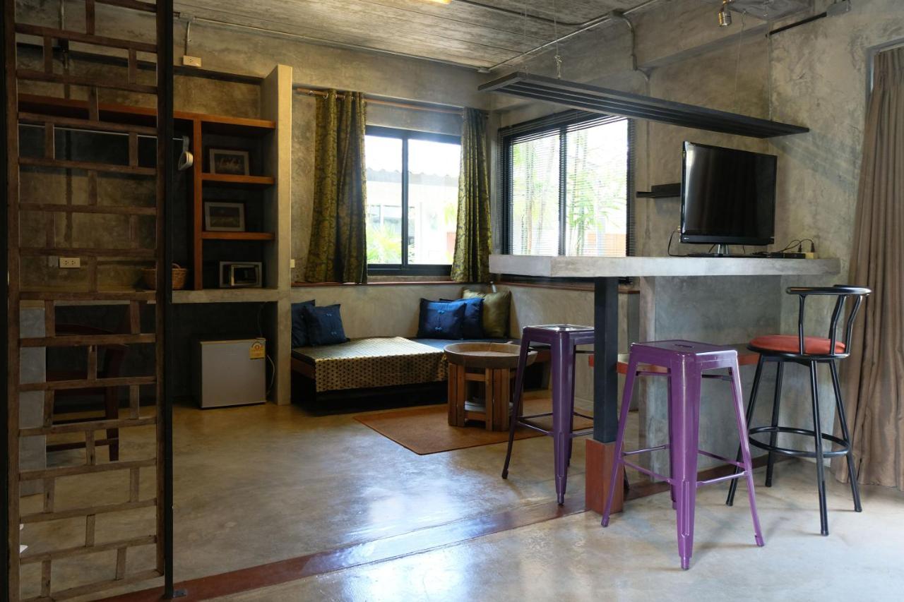 Aonang Third Place Hometel Ao Nang Екстер'єр фото