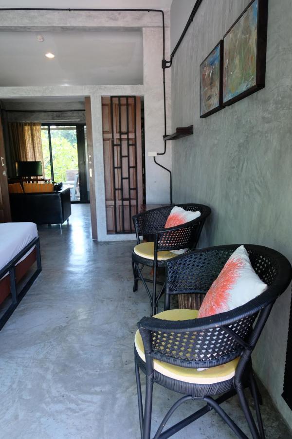 Aonang Third Place Hometel Ao Nang Екстер'єр фото