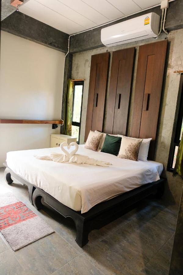 Aonang Third Place Hometel Ao Nang Екстер'єр фото