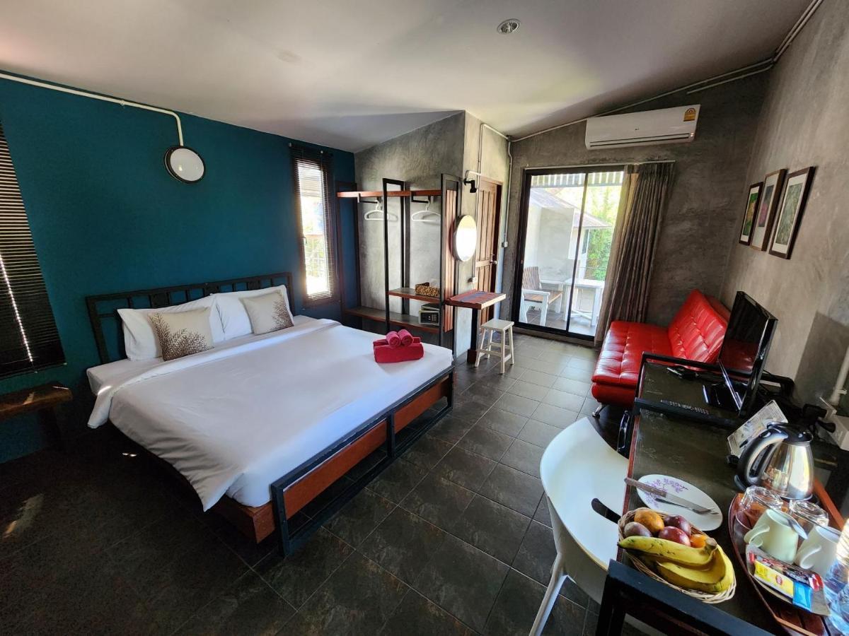 Aonang Third Place Hometel Ao Nang Екстер'єр фото
